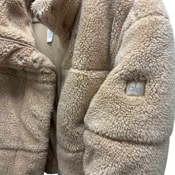 Alo Sherpa snow angel puffer - Picture 2 of 2